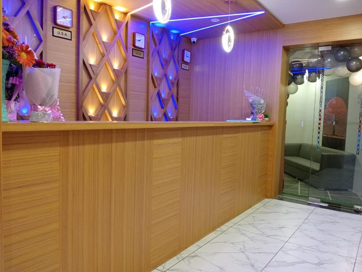 Hotel Arts International Mumbai Exterior foto