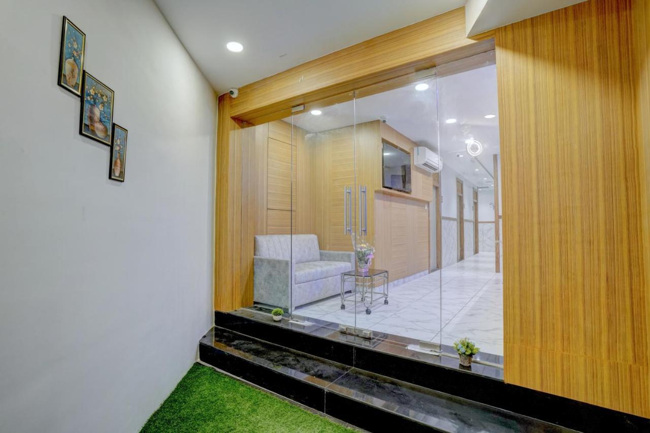 Hotel Arts International Mumbai Exterior foto
