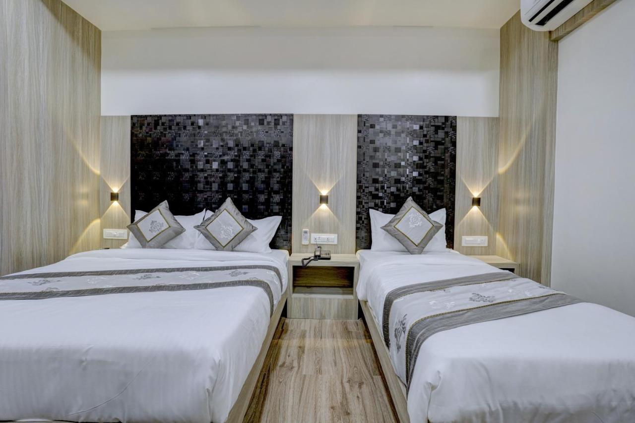 Hotel Arts International Mumbai Exterior foto