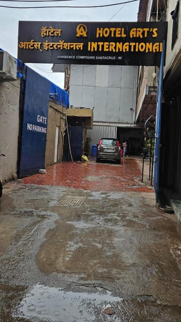 Hotel Arts International Mumbai Exterior foto