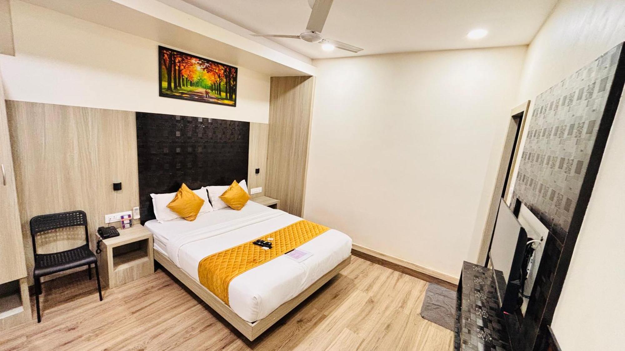 Hotel Arts International Mumbai Exterior foto